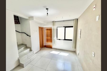 Casa de Condomínio à venda com 2 quartos, 52m² em Parque Peruche, São Paulo