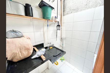 Área de Serviço de casa de condomínio à venda com 2 quartos, 52m² em Parque Peruche, São Paulo