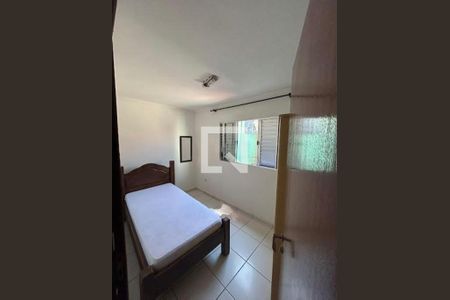 Casa à venda com 3 quartos, 222m² em Pestana, Osasco