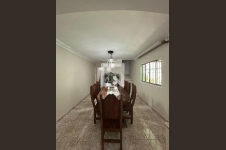 Casa à venda com 3 quartos, 222m² em Pestana, Osasco