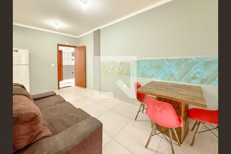 Sala de apartamento para alugar com 2 quartos, 60m² em Ingleses, Florianópolis