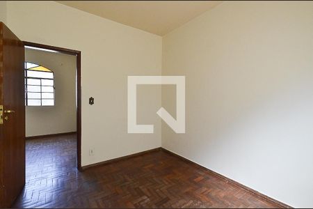 Quarto 2 de casa para alugar com 3 quartos, 160m² em Sagrada Família, Belo Horizonte