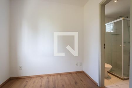 Suite de apartamento para alugar com 2 quartos, 65m² em Parque Reboucas, São Paulo