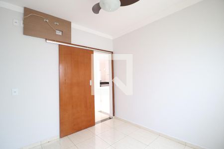 Quarto 1 - Suíte de casa para alugar com 4 quartos, 180m² em Daniel Fonseca, Uberlândia