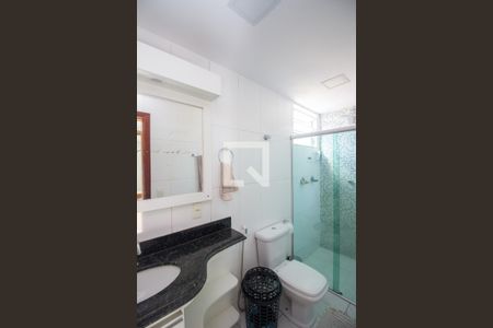 Banheiro da Suíte de apartamento à venda com 3 quartos, 154m² em Cabral, Contagem