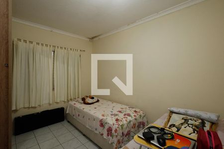 Quarto 2 de casa à venda com 4 quartos, 320m² em Vila Medeiros, São Paulo