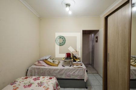 Quarto 2 de casa à venda com 4 quartos, 320m² em Vila Medeiros, São Paulo