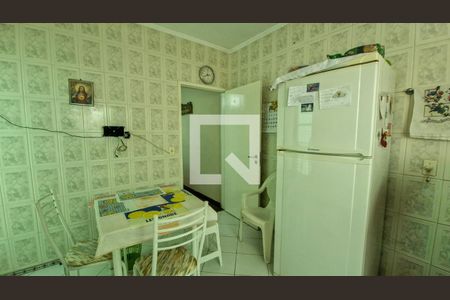 Casa à venda com 3 quartos, 120m² em Vila Inglesa, São Paulo