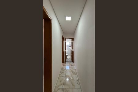 Corredor de apartamento para alugar com 2 quartos, 100m² em Vila Cecilia Maria, Santo André