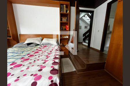 Casa à venda com 3 quartos, 151m² em Casa, Rio de Janeiro