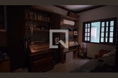 Casa à venda com 4 quartos, 263m² em Vargem Grande, Rio de Janeiro