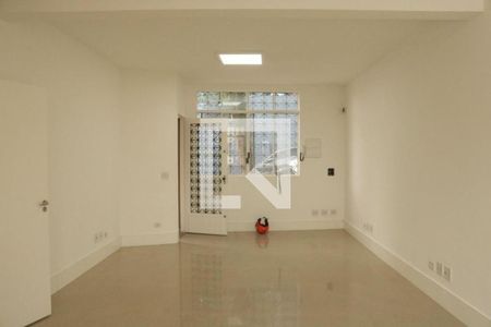 Foto 02 de casa à venda com 5 quartos, 245m² em Perdizes, São Paulo