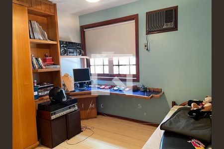 Casa à venda com 5 quartos, 310m² em Recreio dos Bandeirantes, Rio de Janeiro