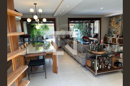 Casa à venda com 5 quartos, 310m² em Recreio dos Bandeirantes, Rio de Janeiro