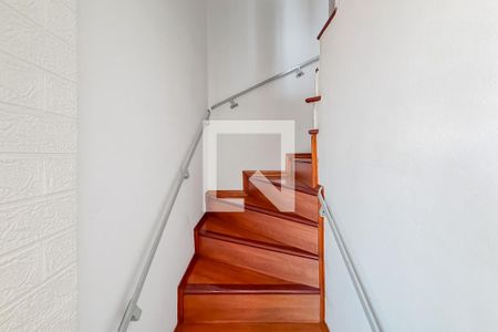 Sala - Escada de apartamento à venda com 2 quartos, 109m² em Vila Monumento, São Paulo