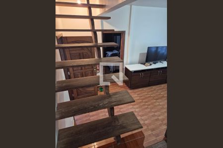Sala de casa para alugar com 3 quartos, 426m² em Tupi, Belo Horizonte