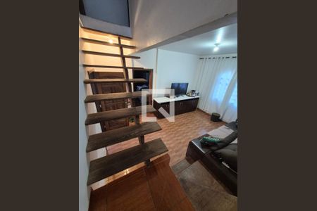 Sala de casa para alugar com 3 quartos, 426m² em Tupi, Belo Horizonte