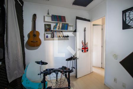 Quarto 2 de apartamento para alugar com 2 quartos, 55m² em Irajá, Rio de Janeiro