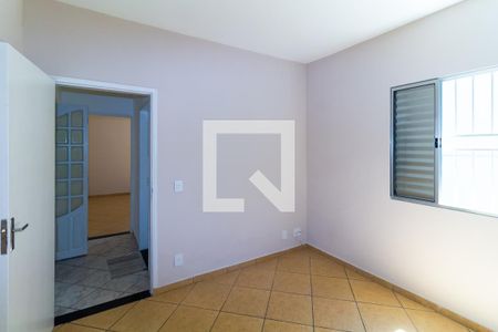 Quarto 1 de casa para alugar com 3 quartos, 240m² em Jardim Guairaca, São Paulo