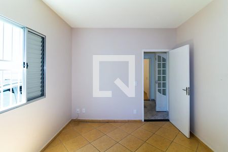 Quarto 2 de casa para alugar com 3 quartos, 240m² em Jardim Guairaca, São Paulo