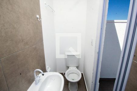 Lavabo de apartamento para alugar com 2 quartos, 69m² em Jardim Ocara, Santo André