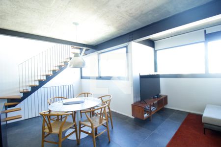 Sala/Cozinha de apartamento à venda com 1 quarto, 92m² em Vila Madalena, São Paulo