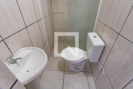 Banheiro de casa para alugar com 1 quarto, 36m² em Santa Amelia, Diadema