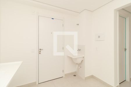 Cozinha e Área de Serviço de apartamento para alugar com 2 quartos, 32m² em Parque Novo Mundo, São Paulo