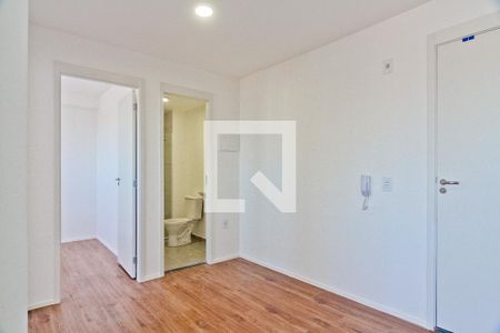 Sala e cozinha de apartamento para alugar com 2 quartos, 32m² em Limão, São Paulo