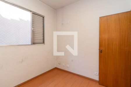 Quarto 1 de casa para alugar com 4 quartos, 300m² em Jardim Aricanduva, São Paulo