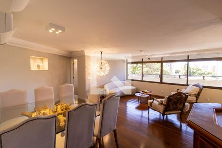 Sala de apartamento para alugar com 3 quartos, 190m² em Cambuí , Campinas