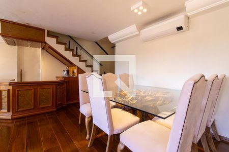 Sala de apartamento para alugar com 3 quartos, 190m² em Cambuí , Campinas