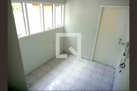 Foto 21 de casa para alugar com 4 quartos, 900m² em Jardim Viana, São Paulo