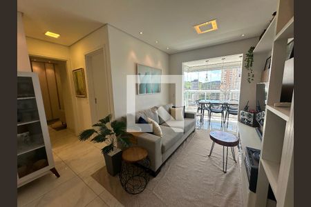 Sala de apartamento para alugar com 2 quartos, 70m² em Empresarial 18 do Forte, Barueri