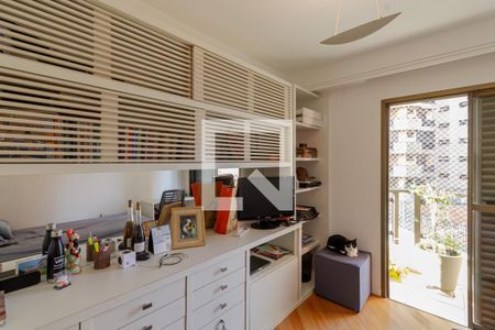 Apartamento à venda com 3 quartos, 95m² em Vila Olímpia, São Paulo