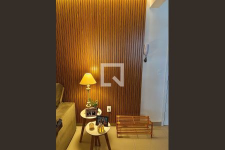 Sala de apartamento para alugar com 2 quartos, 59m² em Santa Mônica, Uberlândia