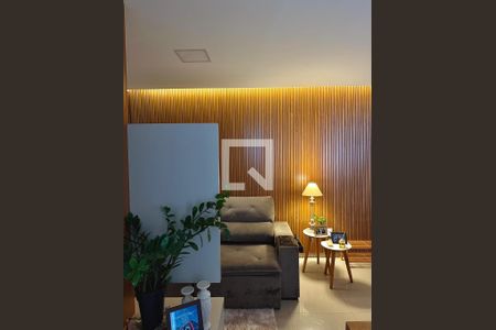 Sala de apartamento para alugar com 2 quartos, 59m² em Santa Mônica, Uberlândia