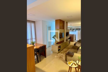 Sala de apartamento para alugar com 2 quartos, 59m² em Santa Mônica, Uberlândia