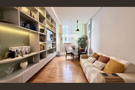 Apartamento à venda com 3 quartos, 129m² em Barro Preto, Belo Horizonte