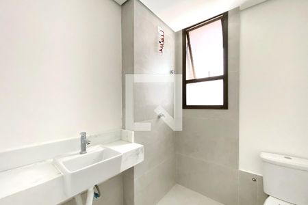 Banheiro da Suíte de apartamento à venda com 2 quartos, 60m² em Lourdes, Belo Horizonte