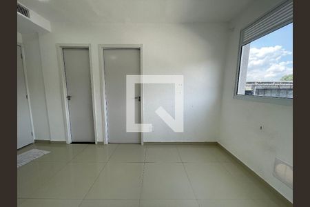 Sala de apartamento para alugar com 2 quartos, 32m² em Jardim Gilda Maria, São Paulo