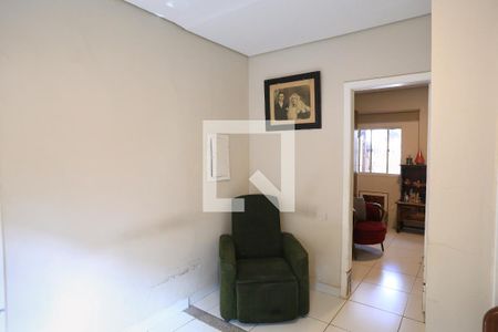 Quarto de casa para alugar com 3 quartos, 122m² em Carmo, Belo Horizonte