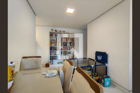 Sala de apartamento à venda com 2 quartos, 62m² em Imperial de São Cristóvão, Rio de Janeiro