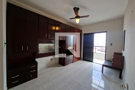 Suite de apartamento para alugar com 2 quartos, 94m² em Nova Mirim, Praia Grande
