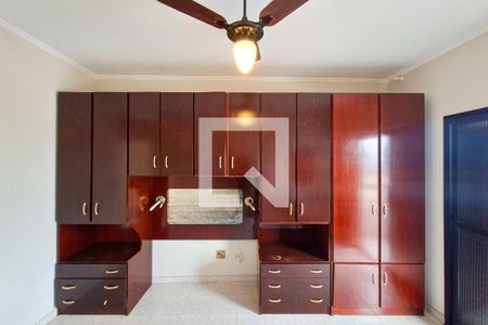 Suite de apartamento para alugar com 2 quartos, 94m² em Nova Mirim, Praia Grande