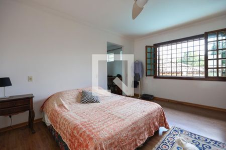 Suíte de casa à venda com 3 quartos, 264m² em Real Parque, São Paulo