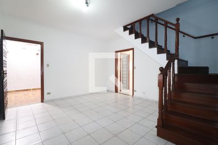 Sala de casa para alugar com 4 quartos, 210m² em Vila Scarpelli, Santo André