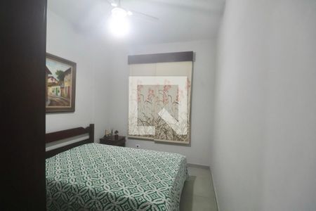 Suíte de apartamento para alugar com 2 quartos, 63m² em Jardim Las Palmas, Guarujá