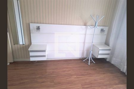 Casa à venda com 3 quartos, 150m² em Vila Palmeiras, São Paulo