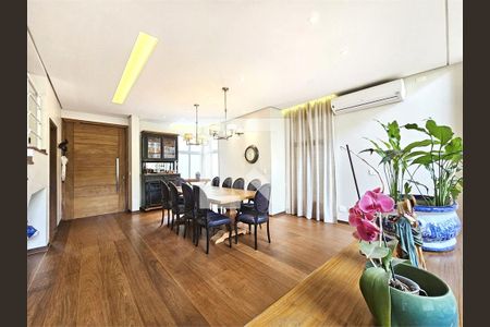 Casa à venda com 4 quartos, 421m² em Jardim Santo Amaro, São Paulo